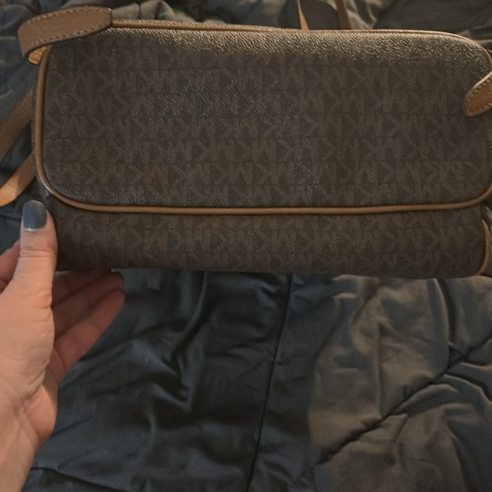 Great Condition Michael Kors Backpack. - image 3